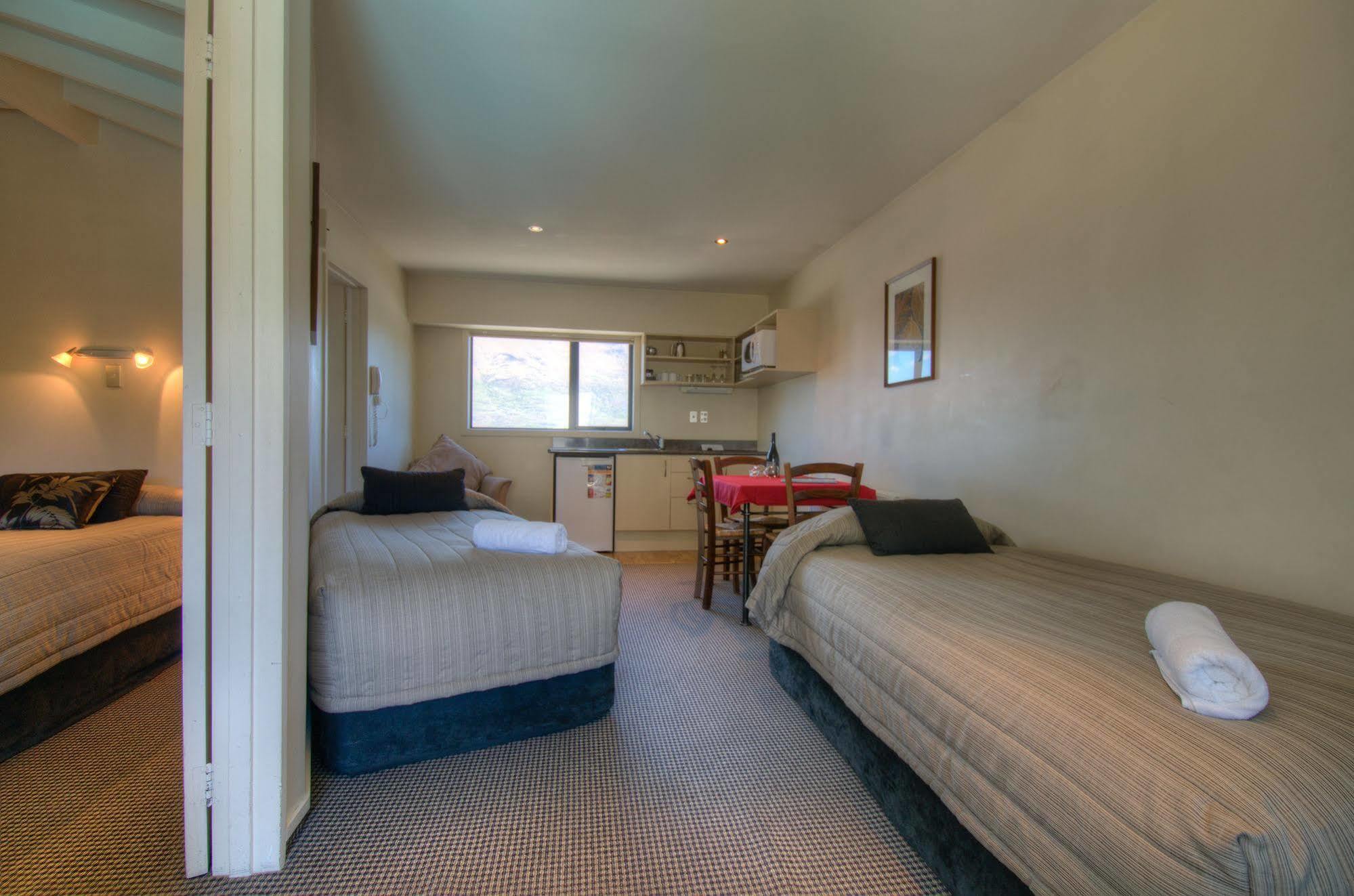 Four Seasons Motel Queenstown