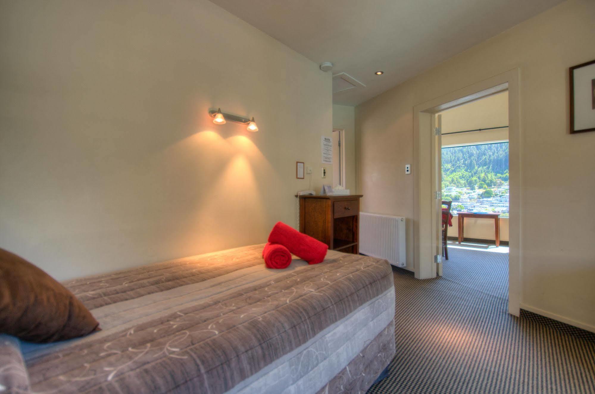 Four Seasons Queenstown