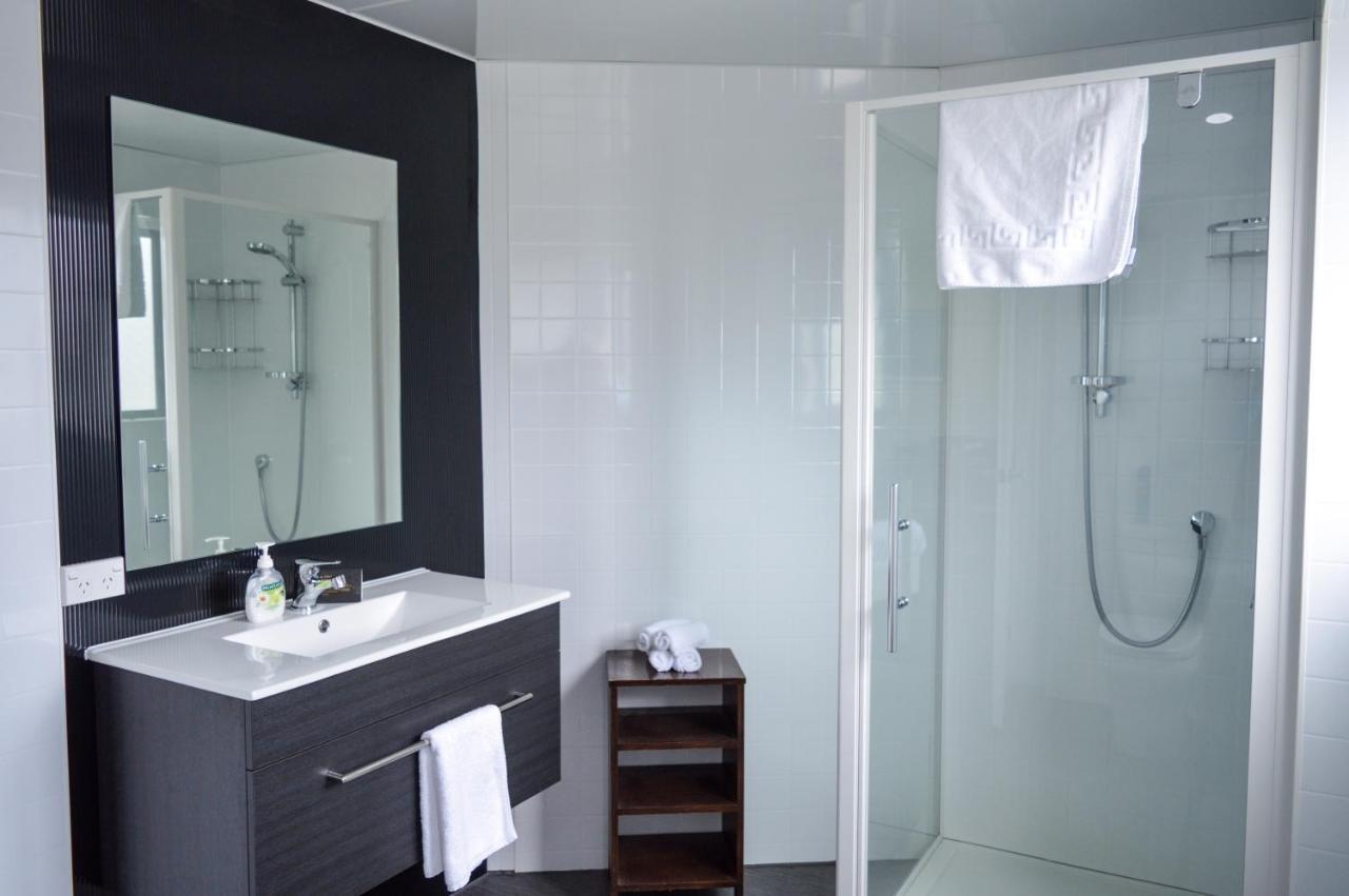 Four Seasons Motel 4*